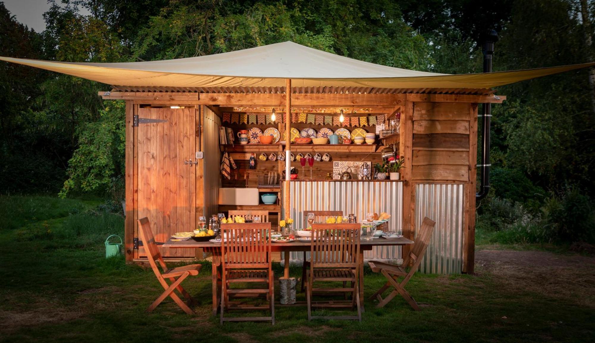Stargazer Glamping Uk The Mahal 8 People Hotel Ross-on-Wye Kültér fotó